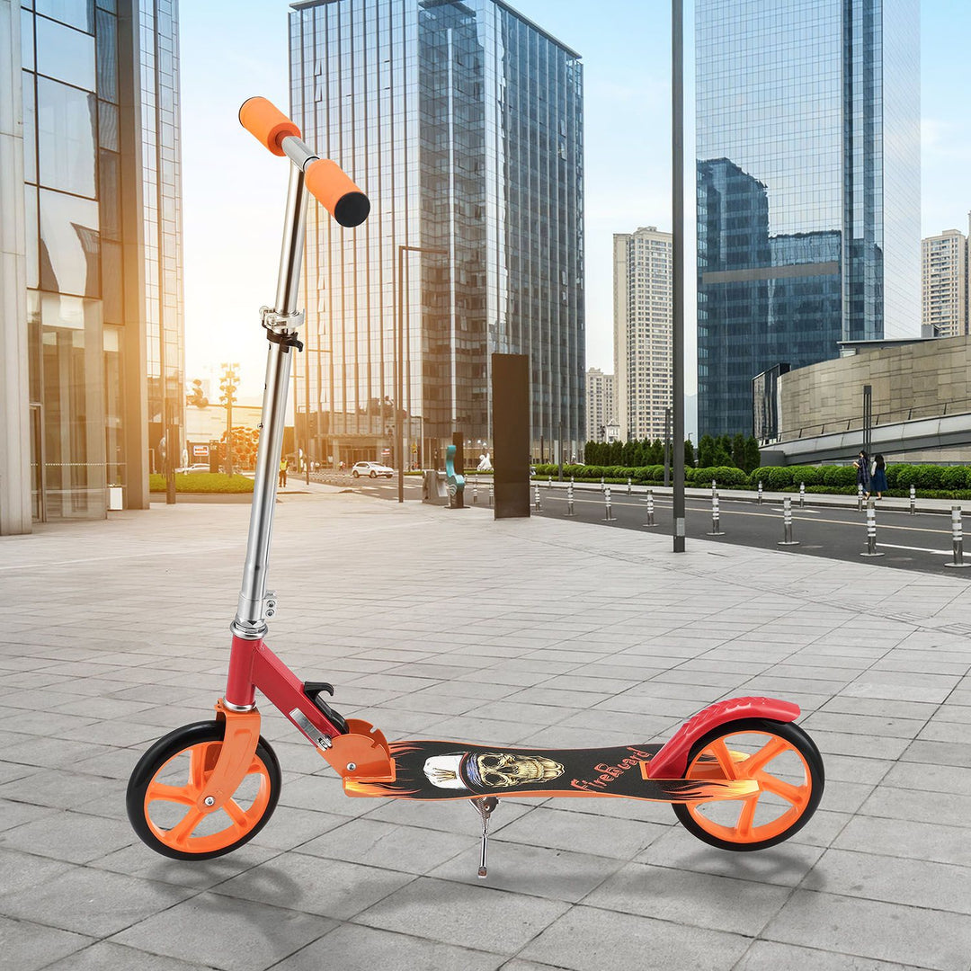 Stylischer Cityroller für unterwegs